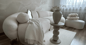 Freestanding sofa or against the wall? Which setting will be best?